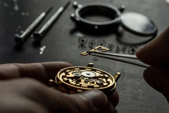 luminox watch repair